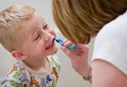 宝宝刷牙视频,轻松掌握口腔护理小技巧